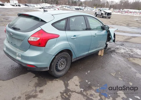 2012 Ford Focus Se z USA, uszkodzony, nr VIN 1FAHP3K23CL459949